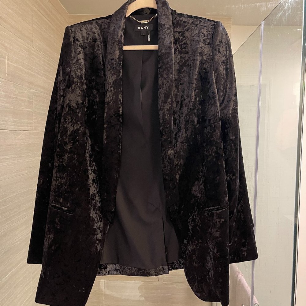 DKNY Women's Elevated Everyday Velvet Sportswear Jacket- Size 10